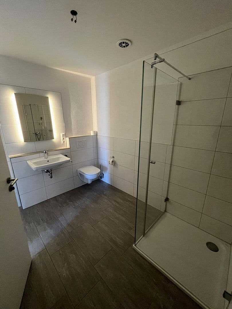 Prenájom bytu 3-izbový 70 m², Zeppelinstr. 131, Ingolstadt, Bavorsko Prenájom bytu 3-izbový 70 m², Zeppelinstr. 131, Ingolstadt, Bavorsko