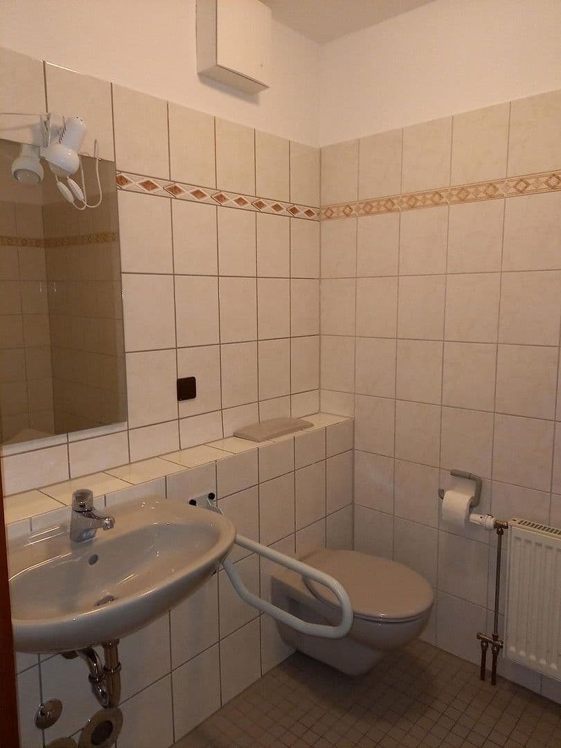 Prenájom bytu 1-izbový 26 m², Rathenaustr. 1, Wuppertal, Severné Porýnie - Westfálsko Prenájom bytu 1-izbový 26 m², Rathenaustr. 1, Wuppertal, Severné Porýnie - Westfálsko