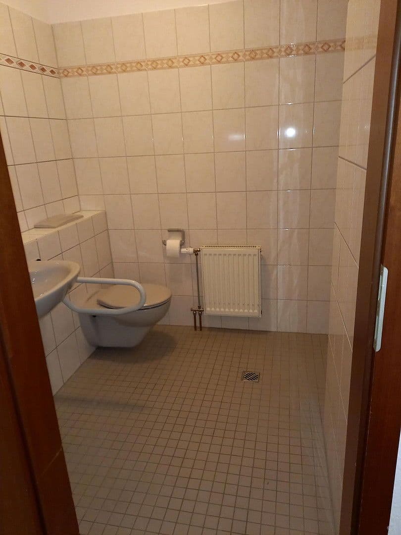 Prenájom bytu 1-izbový 26 m², Rathenaustr. 1, Wuppertal, Severné Porýnie - Westfálsko Prenájom bytu 1-izbový 26 m², Rathenaustr. 1, Wuppertal, Severné Porýnie - Westfálsko