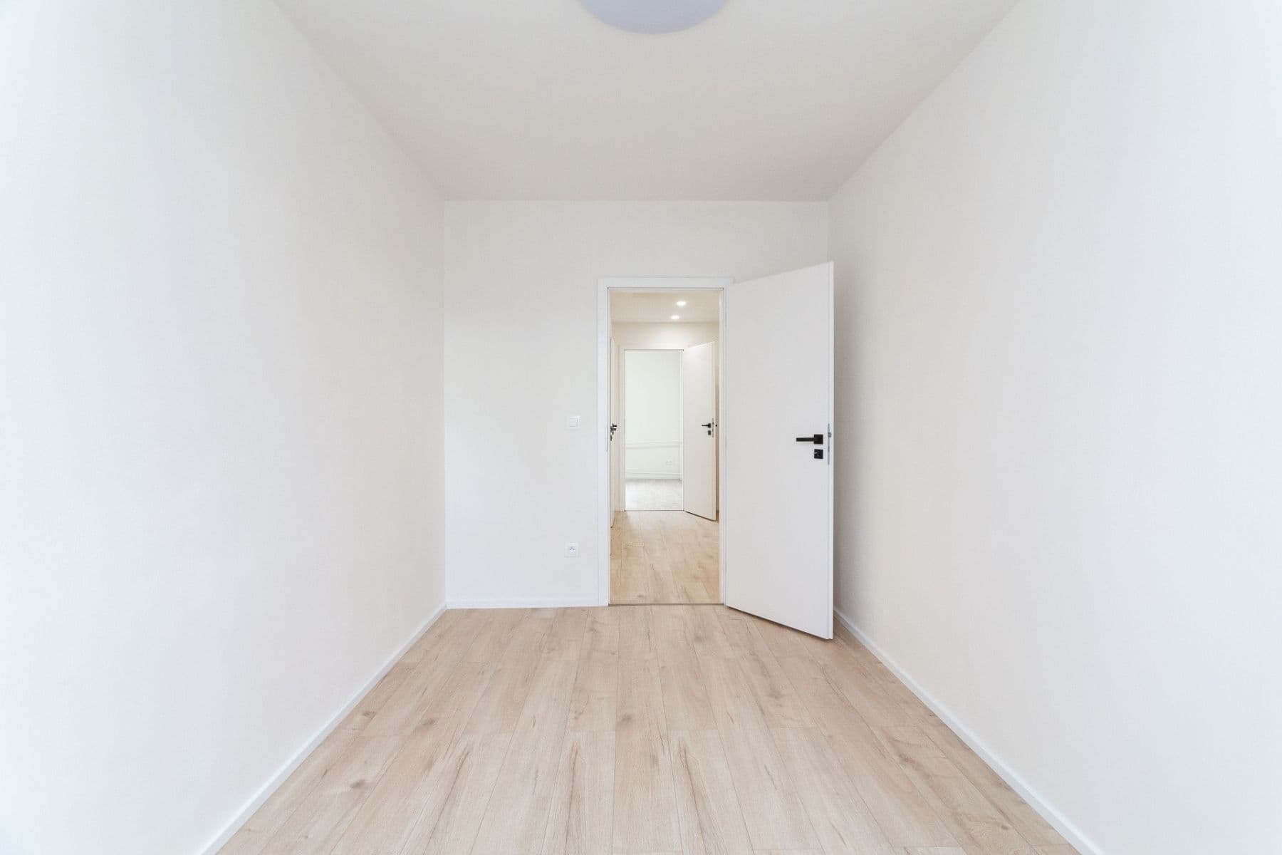 Predaj bytu 3-izbový 57 m², Bělčická, Praha, Praha Predaj bytu 3-izbový 57 m², Bělčická, Praha, Praha