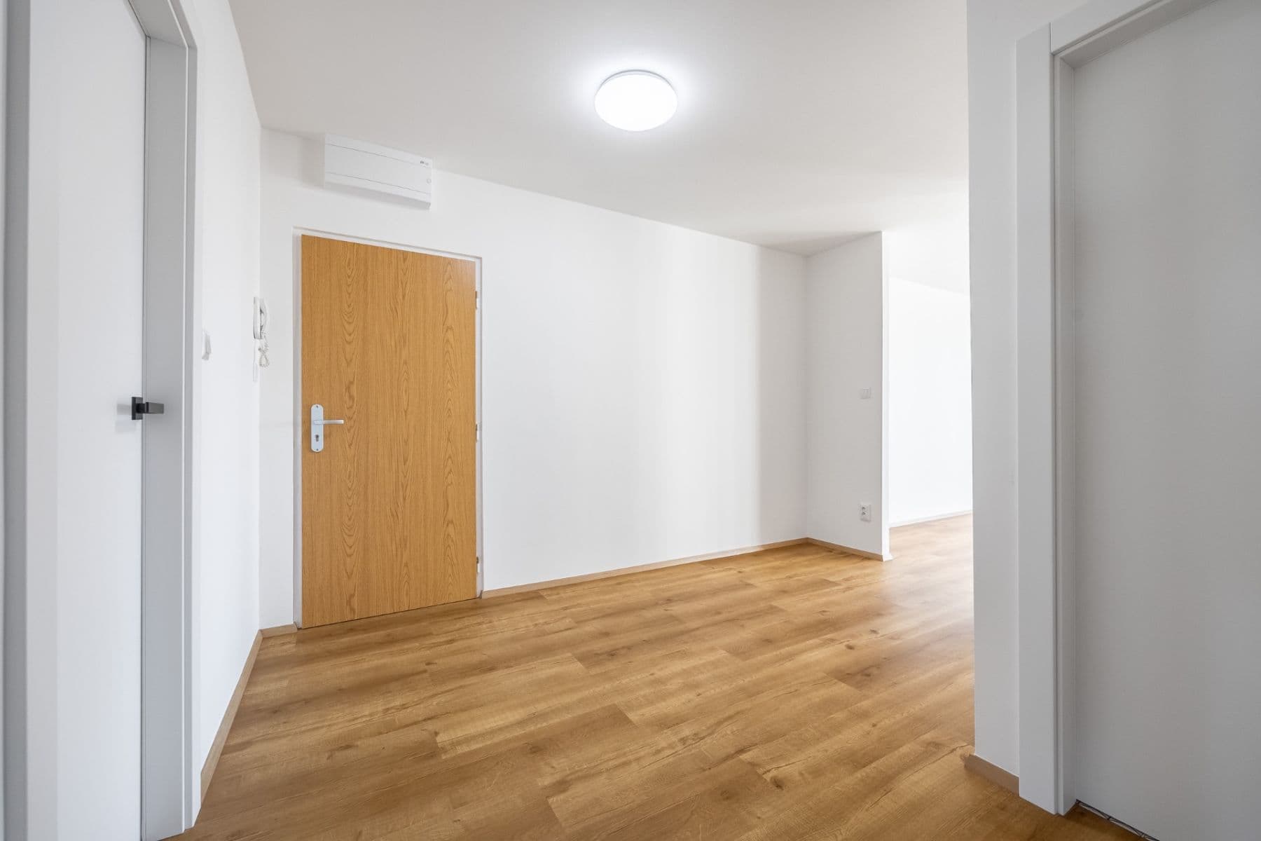 Predaj bytu 3-izbový 82 m², Vysočanská, Praha, Praha Predaj bytu 3-izbový 82 m², Vysočanská, Praha, Praha