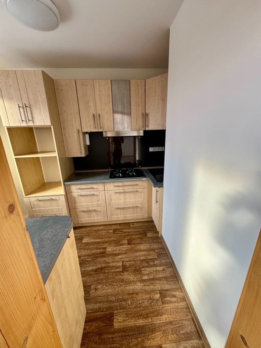 Prenájom bytu 2-izbový 44 m², Sosnová, Třinec, Moravskoslezský kraj Prenájom bytu 2-izbový 44 m², Sosnová, Třinec, Moravskoslezský kraj