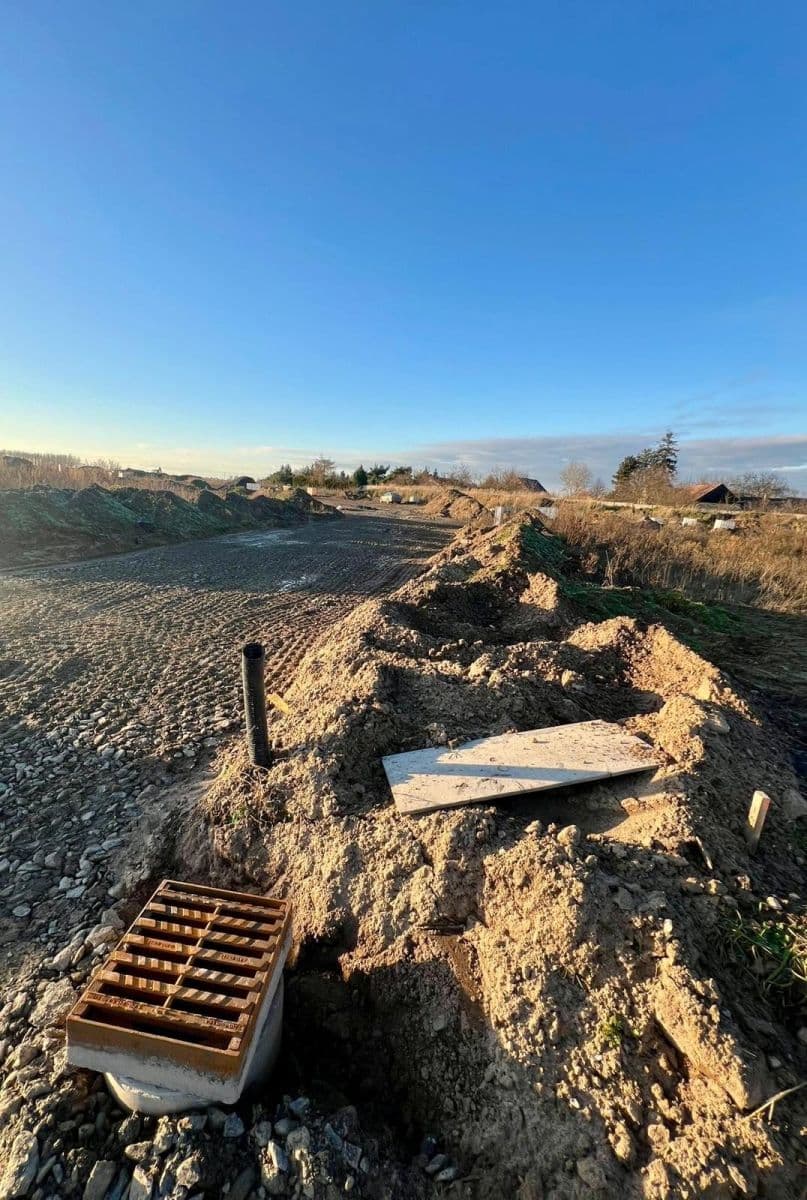 Predaj pozemku 1.069 m², Záryby, Středočeský kraj Predaj pozemku 1.069 m², Záryby, Středočeský kraj