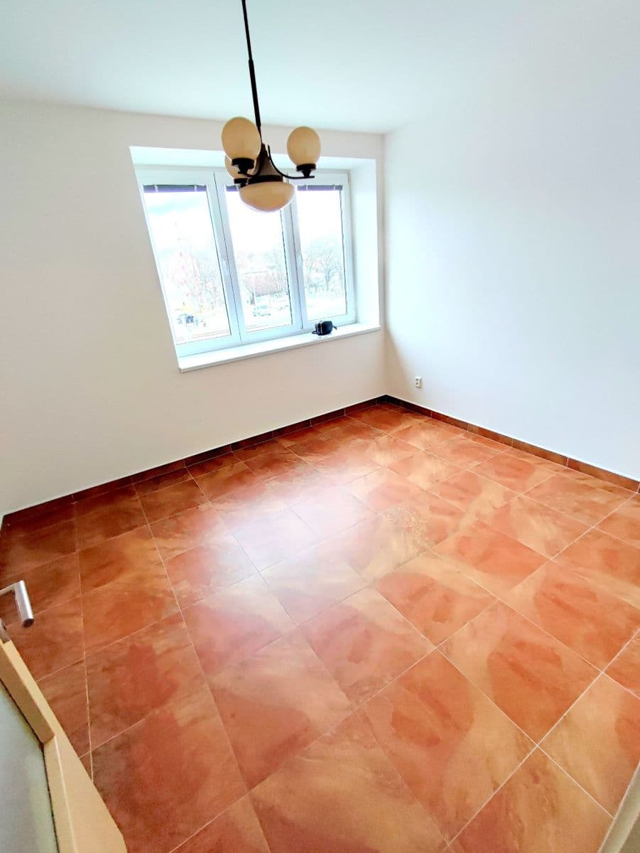 Prenájom bytu 2-izbový 66 m², Ořešská, Praha, Praha Prenájom bytu 2-izbový 66 m², Ořešská, Praha, Praha