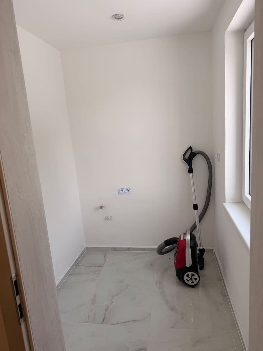 Predaj domu 96 m², pozemek 1.320 m², Sadová, Královéhradecký kraj Predaj domu 96 m², pozemek 1.320 m², Sadová, Královéhradecký kraj