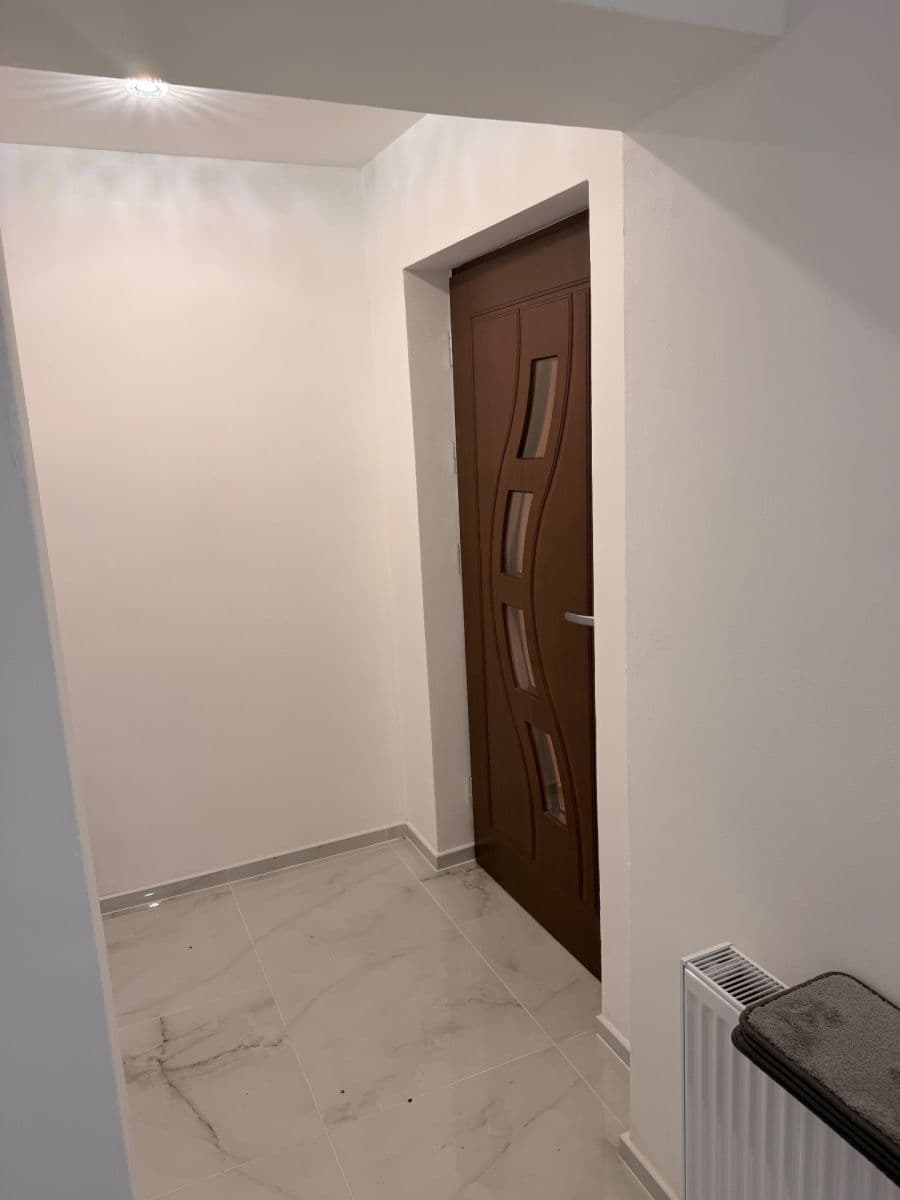 Predaj domu 96 m², pozemek 1.320 m², Sadová, Královéhradecký kraj Predaj domu 96 m², pozemek 1.320 m², Sadová, Královéhradecký kraj