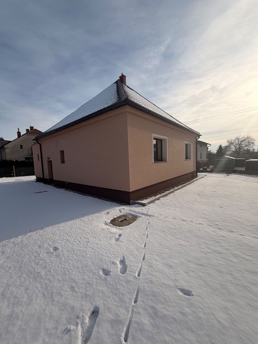Predaj domu 96 m², pozemek 1.320 m², Sadová, Královéhradecký kraj Predaj domu 96 m², pozemek 1.320 m², Sadová, Královéhradecký kraj