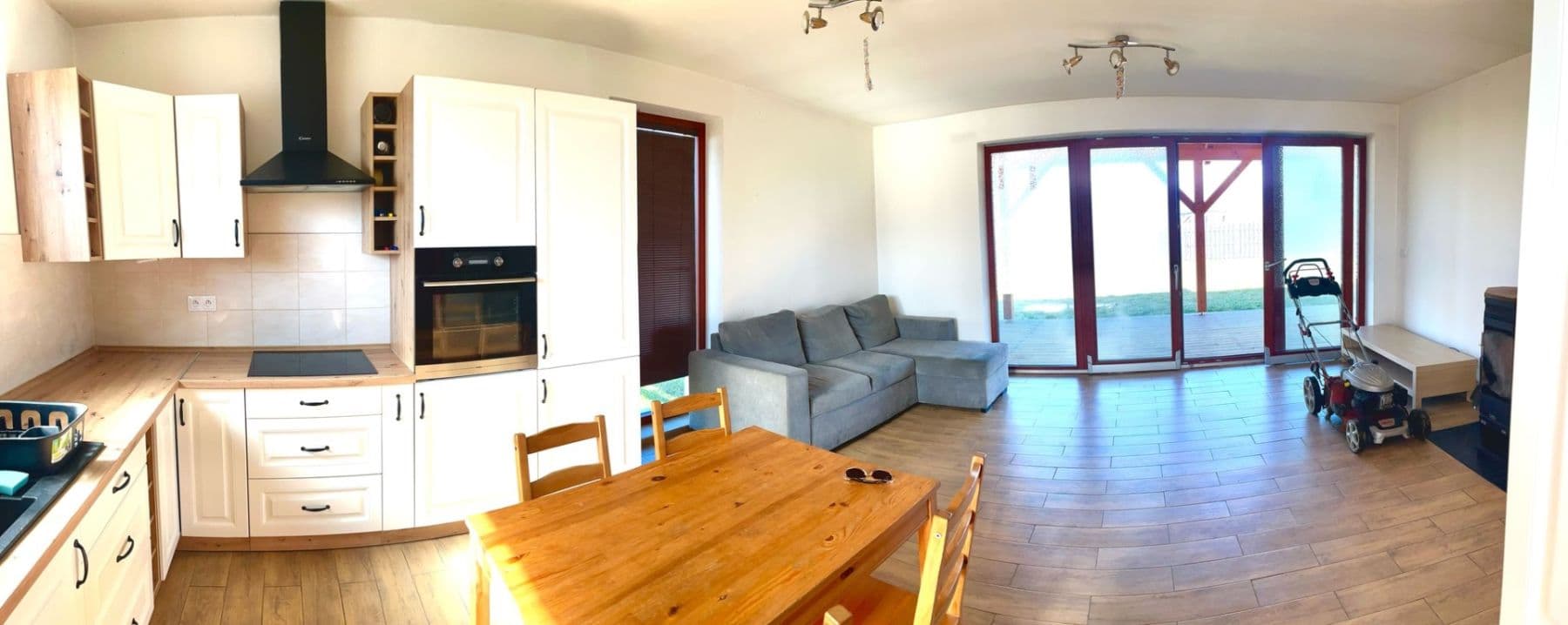 Prenájom domu 153 m², pozemek 1.300 m², Velká Buková, Středočeský kraj Prenájom domu 153 m², pozemek 1.300 m², Velká Buková, Středočeský kraj