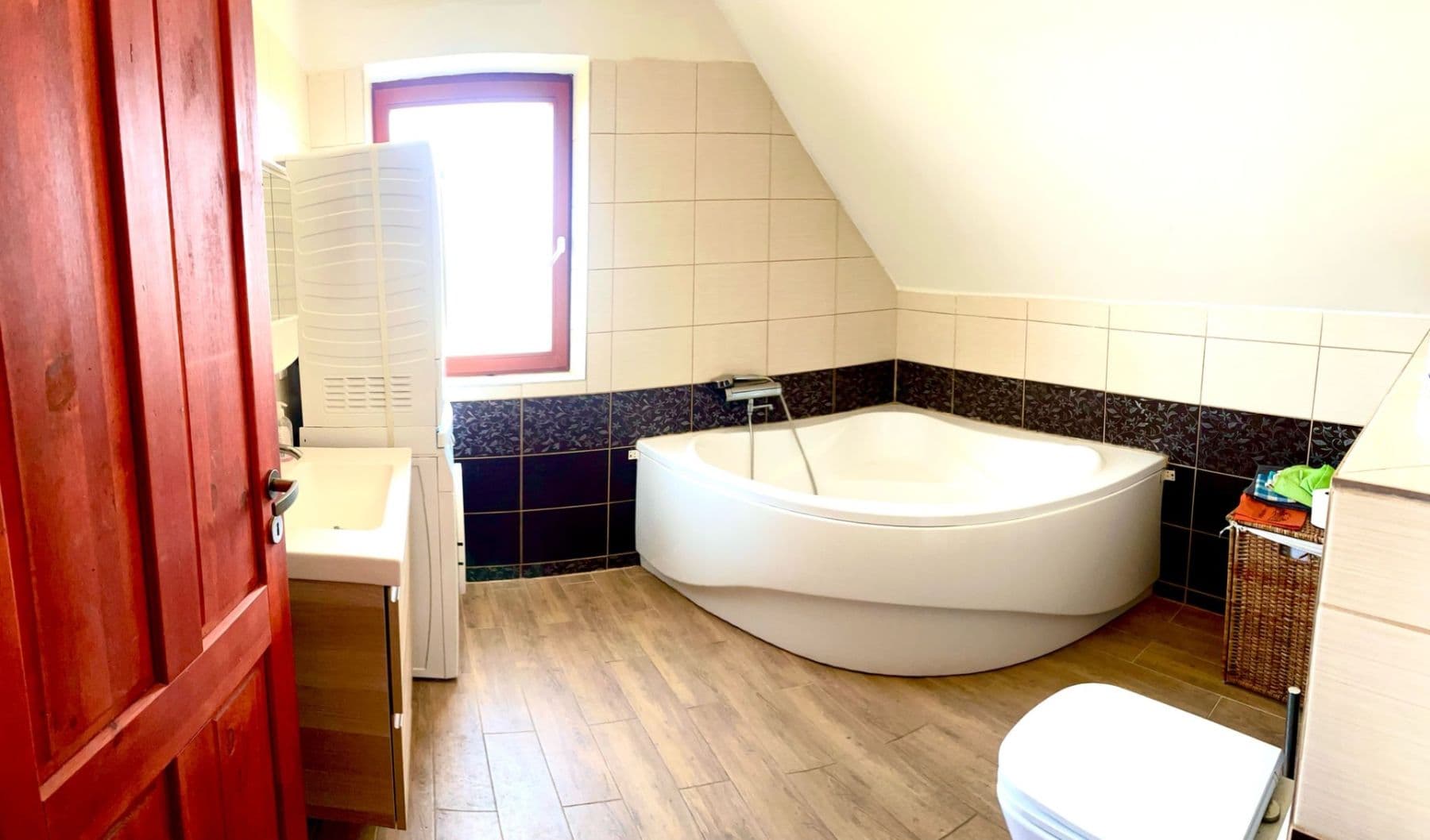 Prenájom domu 153 m², pozemek 1.300 m², Velká Buková, Středočeský kraj Prenájom domu 153 m², pozemek 1.300 m², Velká Buková, Středočeský kraj