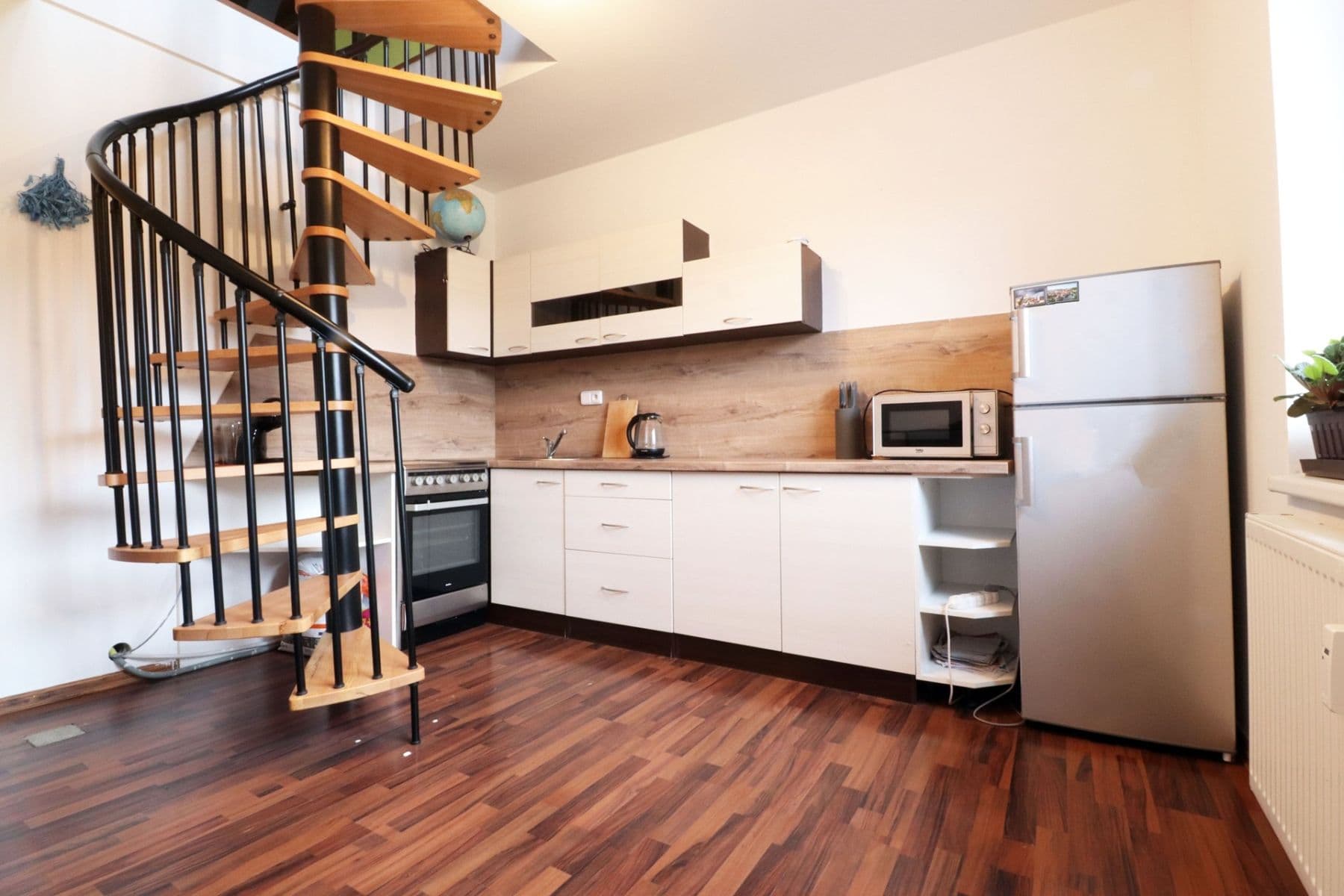 Prenájom bytu 1-izbový 36 m², Herejkova, Starý Plzenec, Plzeňský kraj Prenájom bytu 1-izbový 36 m², Herejkova, Starý Plzenec, Plzeňský kraj