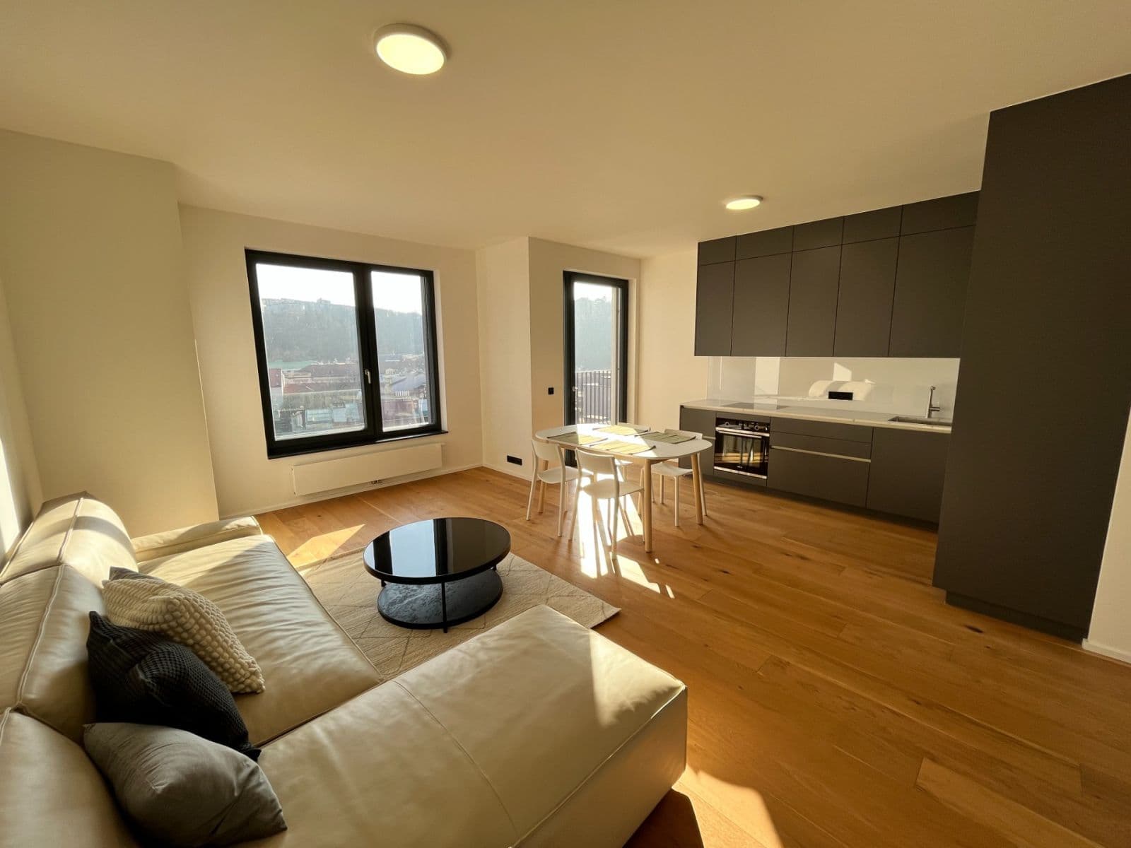 Predaj bytu 3-izbový 88 m², Grafická, Praha, Praha Predaj bytu 3-izbový 88 m², Grafická, Praha, Praha