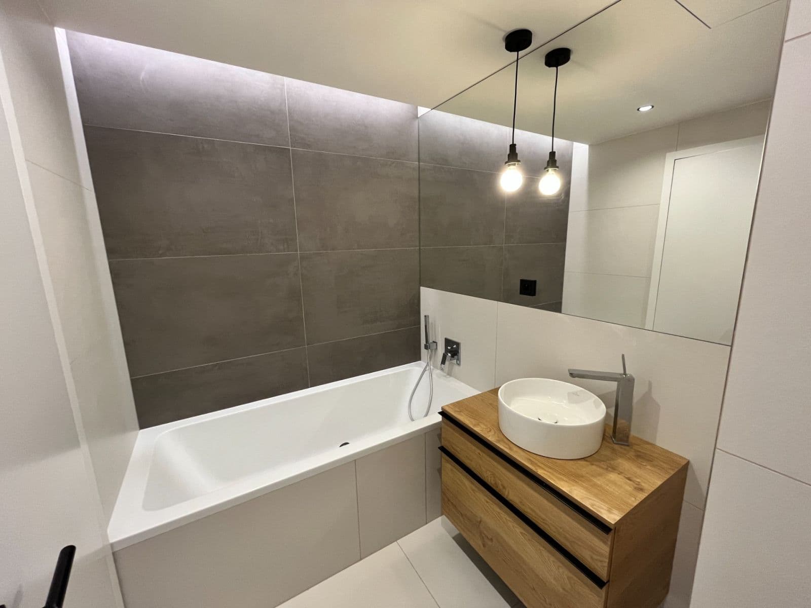 Predaj bytu 3-izbový 88 m², Grafická, Praha, Praha Predaj bytu 3-izbový 88 m², Grafická, Praha, Praha