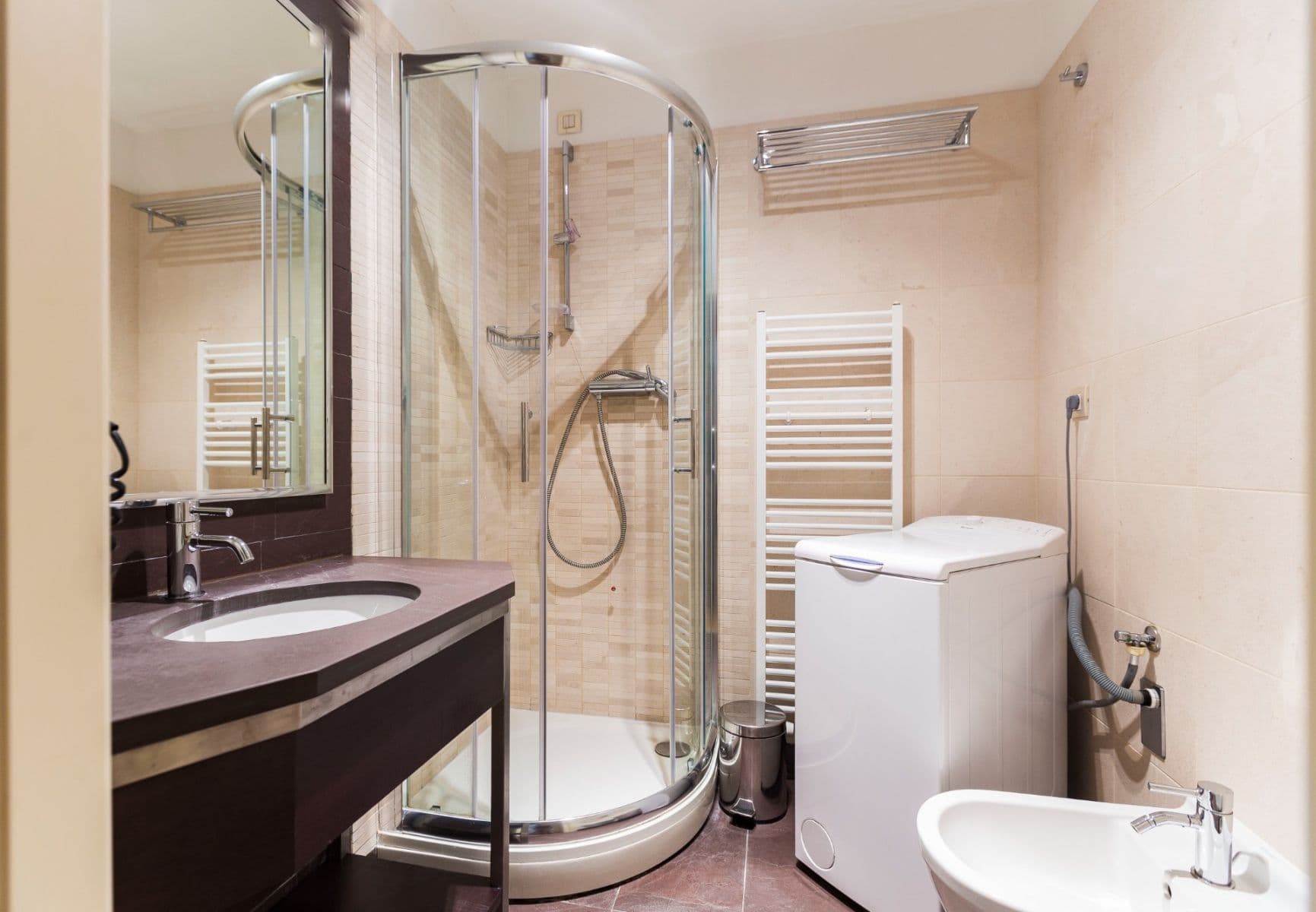 Prenájom bytu 2-izbový 49 m², Hálkova, Praha, Praha Prenájom bytu 2-izbový 49 m², Hálkova, Praha, Praha