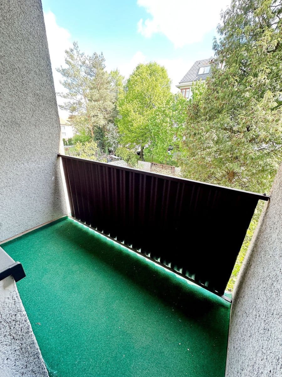 Prenájom bytu 4-izbový 85 m², Studentská, Poděbrady, Středočeský kraj Prenájom bytu 4-izbový 85 m², Studentská, Poděbrady, Středočeský kraj