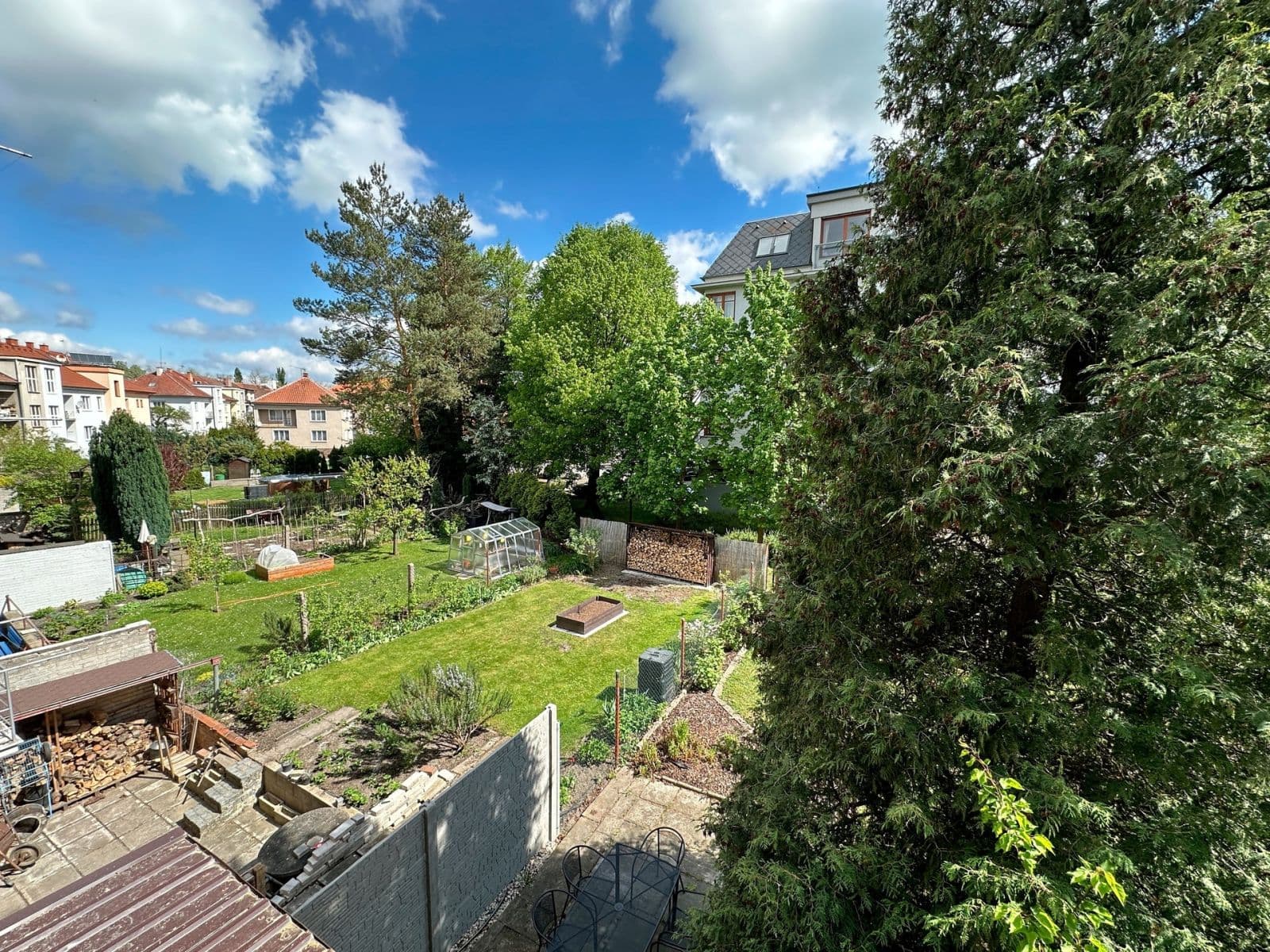 Prenájom bytu 4-izbový 85 m², Studentská, Poděbrady, Středočeský kraj Prenájom bytu 4-izbový 85 m², Studentská, Poděbrady, Středočeský kraj