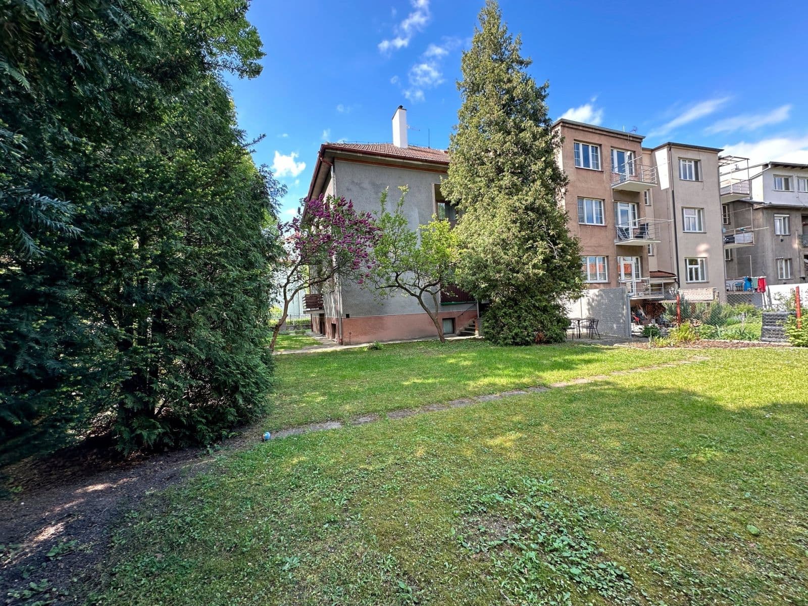 Prenájom bytu 4-izbový 85 m², Studentská, Poděbrady, Středočeský kraj Prenájom bytu 4-izbový 85 m², Studentská, Poděbrady, Středočeský kraj