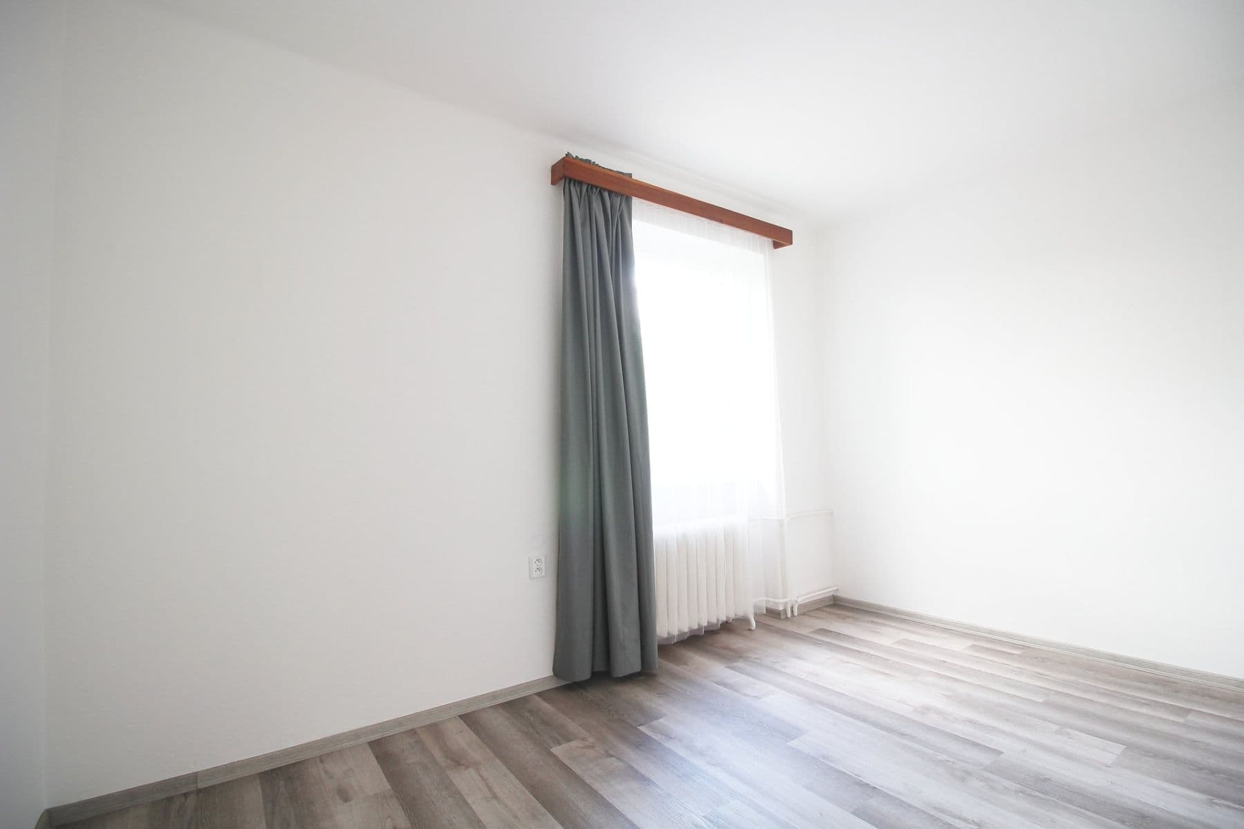 Prenájom bytu 4-izbový 85 m², Studentská, Poděbrady, Středočeský kraj Prenájom bytu 4-izbový 85 m², Studentská, Poděbrady, Středočeský kraj