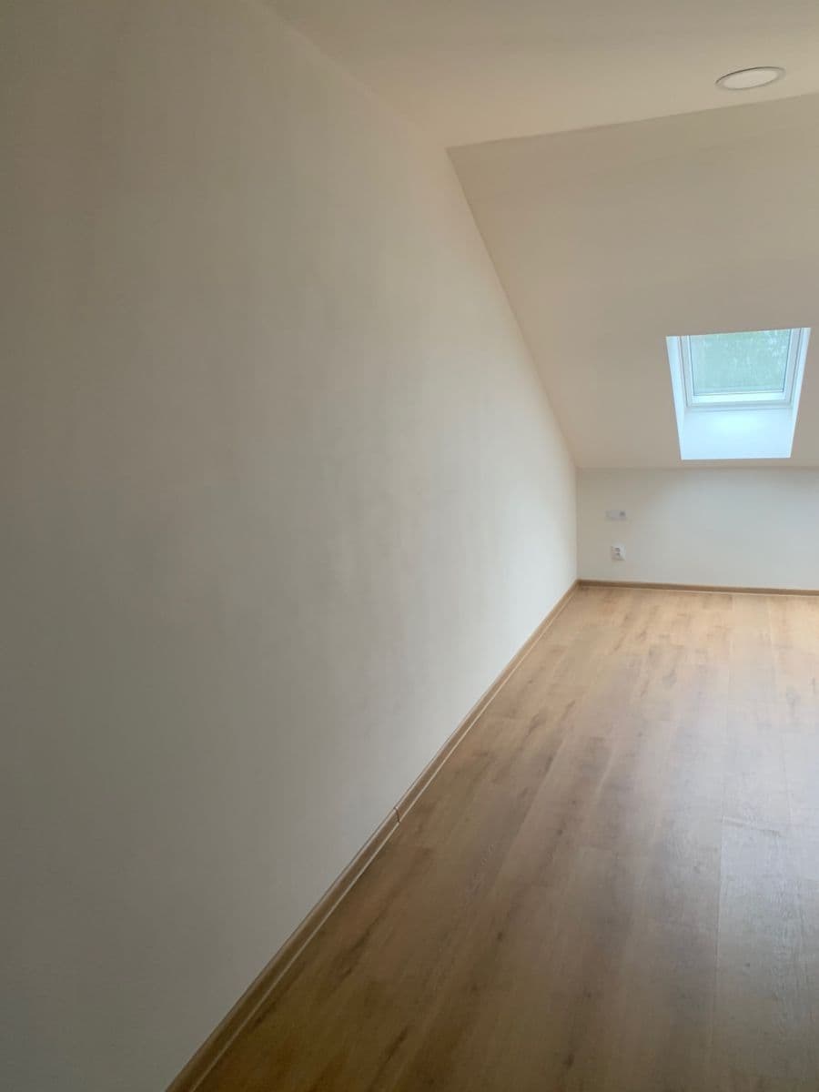 Predaj bytu 3-izbový 99 m², Kokořínská, Mělník, Středočeský kraj Predaj bytu 3-izbový 99 m², Kokořínská, Mělník, Středočeský kraj