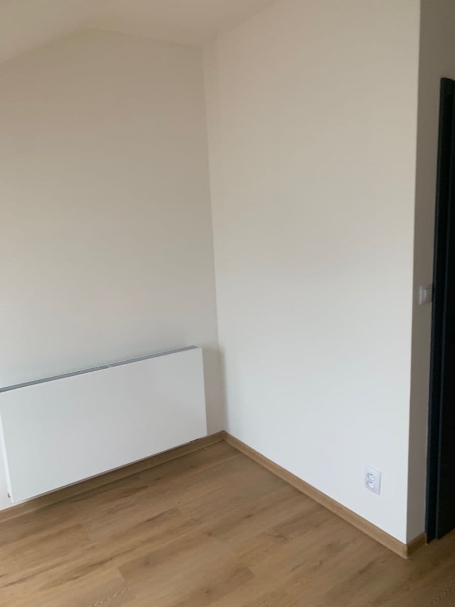 Predaj bytu 3-izbový 99 m², Kokořínská, Mělník, Středočeský kraj Predaj bytu 3-izbový 99 m², Kokořínská, Mělník, Středočeský kraj