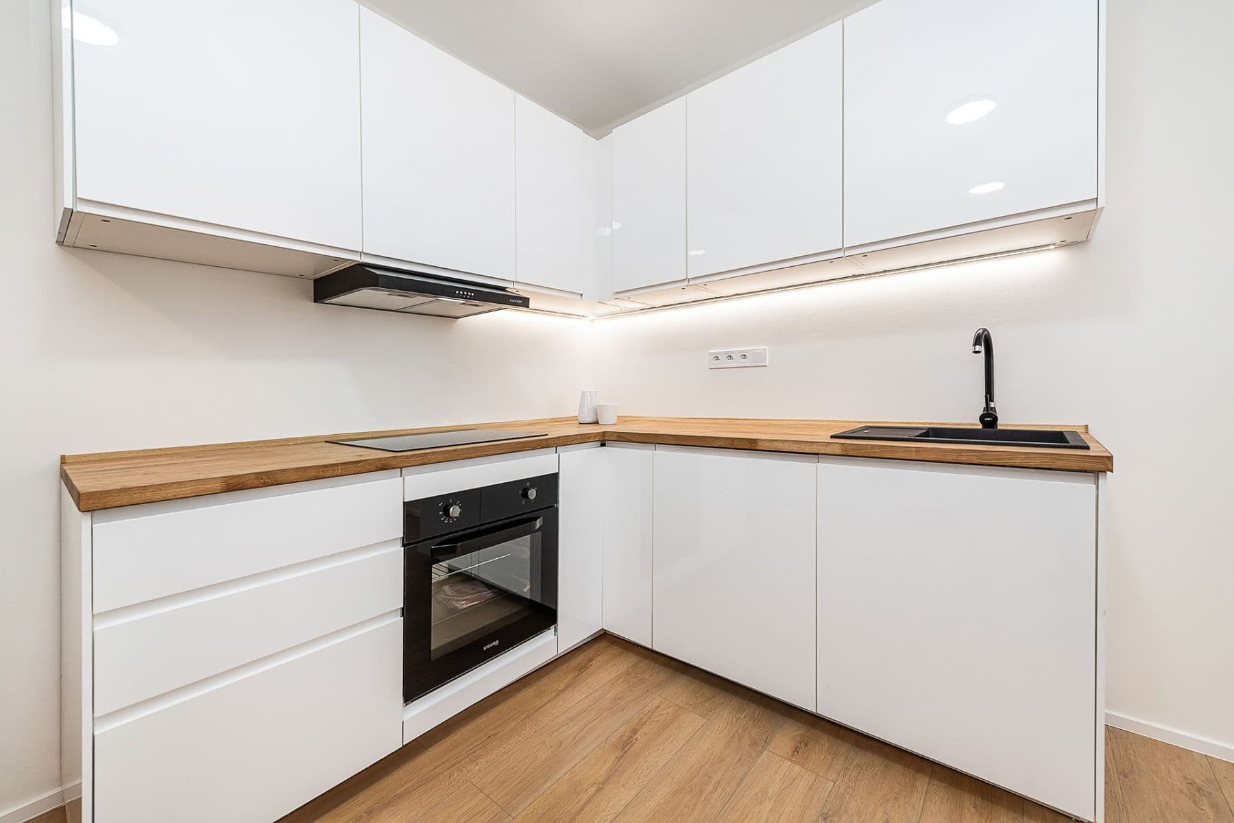 Predaj bytu 3-izbový 52 m², Egyptská, Praha, Praha Predaj bytu 3-izbový 52 m², Egyptská, Praha, Praha