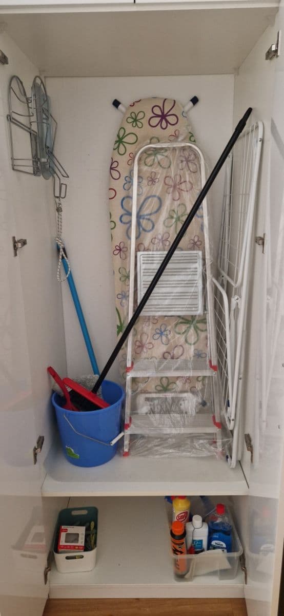 Prenájom bytu 1-izbový 36 m², Komunardů, Praha, Praha Prenájom bytu 1-izbový 36 m², Komunardů, Praha, Praha