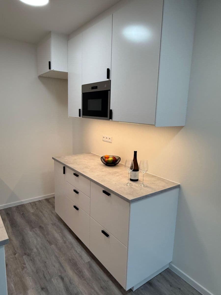 Predaj bytu 2-izbový 45 m², Doležalova, Praha, Praha Predaj bytu 2-izbový 45 m², Doležalova, Praha, Praha