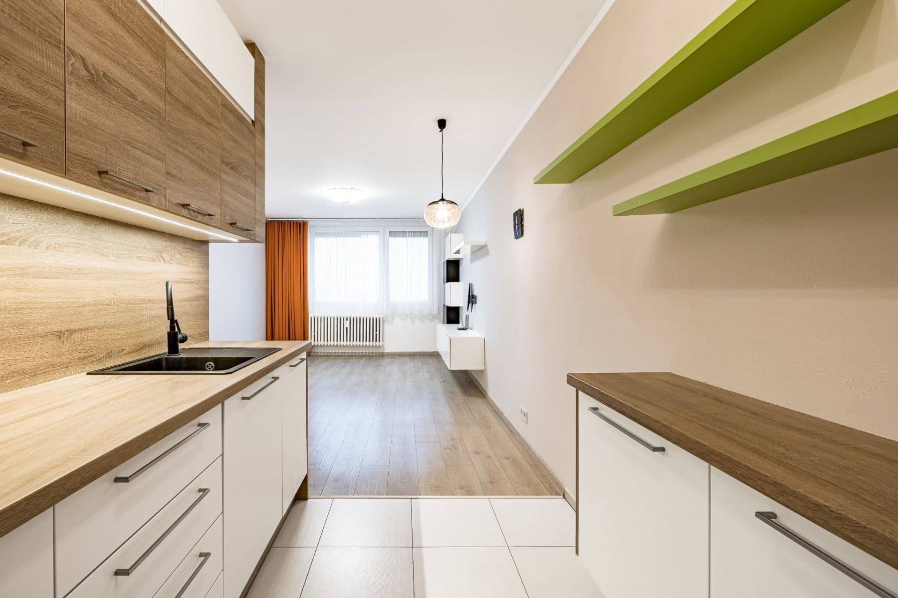 Predaj bytu 3-izbový 68 m², Ke Kateřinkám, Praha, Praha Predaj bytu 3-izbový 68 m², Ke Kateřinkám, Praha, Praha