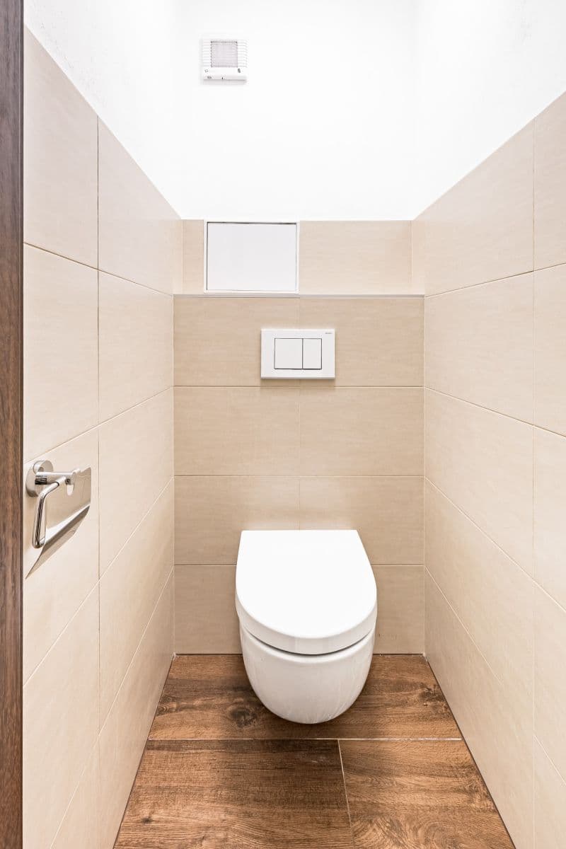 Predaj bytu 3-izbový 68 m², Ke Kateřinkám, Praha, Praha Predaj bytu 3-izbový 68 m², Ke Kateřinkám, Praha, Praha