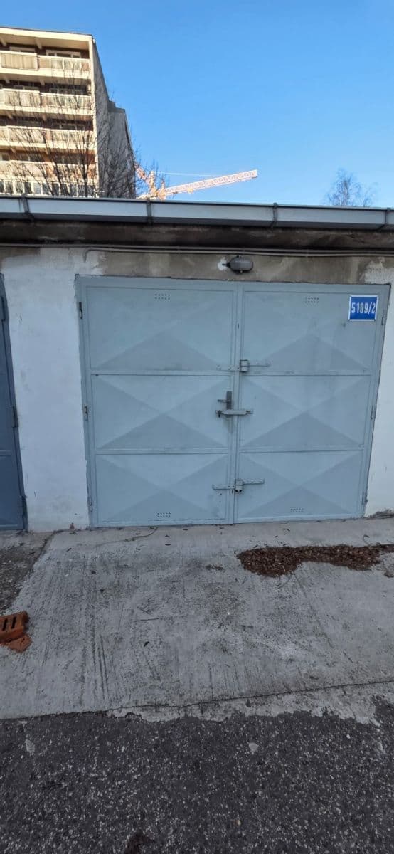 Predaj garáže 17 m², Ružinov, Bratislavský kraj Predaj garáže 17 m², Ružinov, Bratislavský kraj