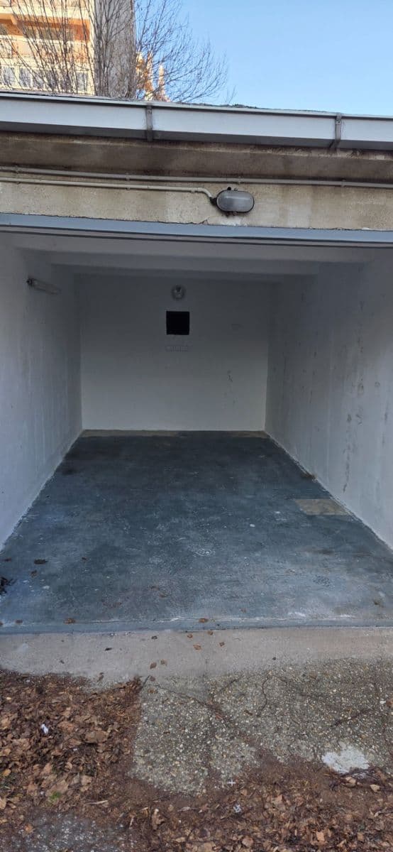 Predaj garáže 17 m², Ružinov, Bratislavský kraj Predaj garáže 17 m², Ružinov, Bratislavský kraj