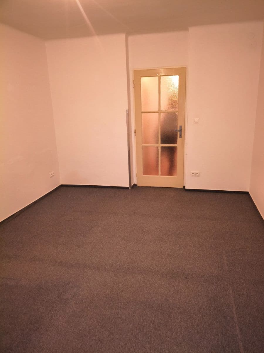 Prenájom bytu 1-izbový 46 m², Na Petřinách, Praha, Praha Prenájom bytu 1-izbový 46 m², Na Petřinách, Praha, Praha