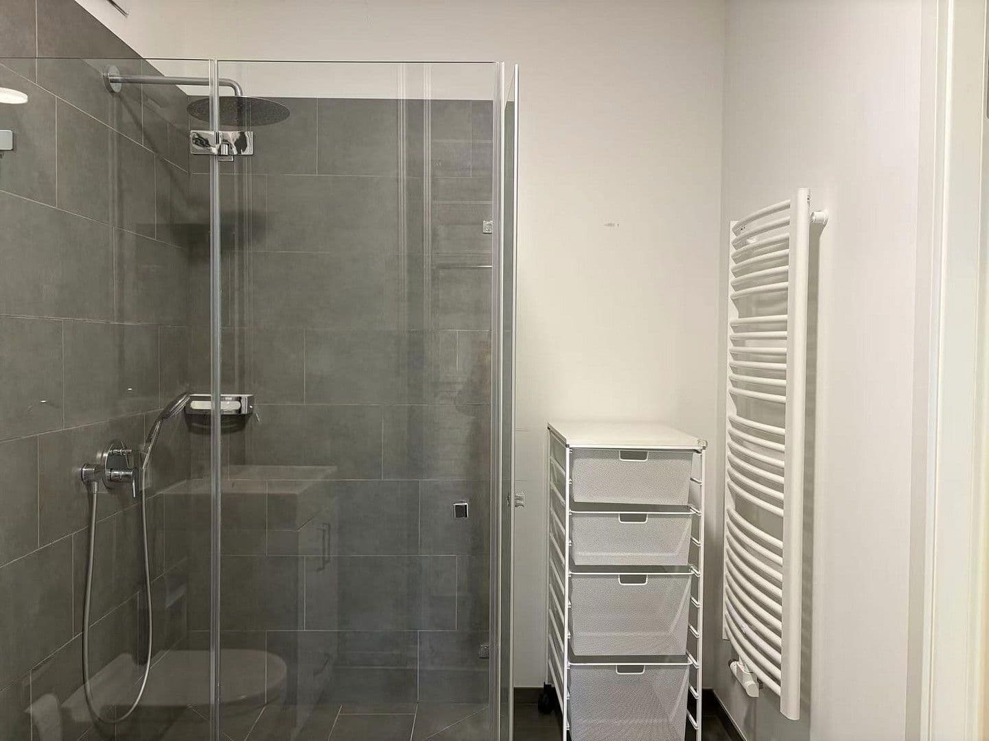 Predaj bytu 3-izbový 95 m², Wilhelmsaue 32, Berlin, Berlín Predaj bytu 3-izbový 95 m², Wilhelmsaue 32, Berlin, Berlín