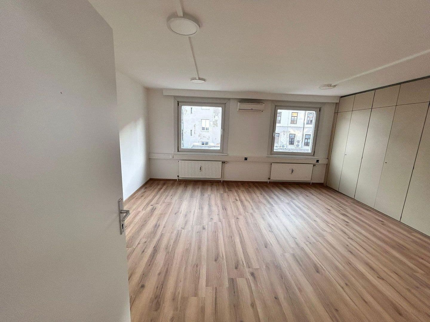 Prenájom kancelárie 425 m², Plunkergasse 13-15, Wien, Viedeň Prenájom kancelárie 425 m², Plunkergasse 13-15, Wien, Viedeň