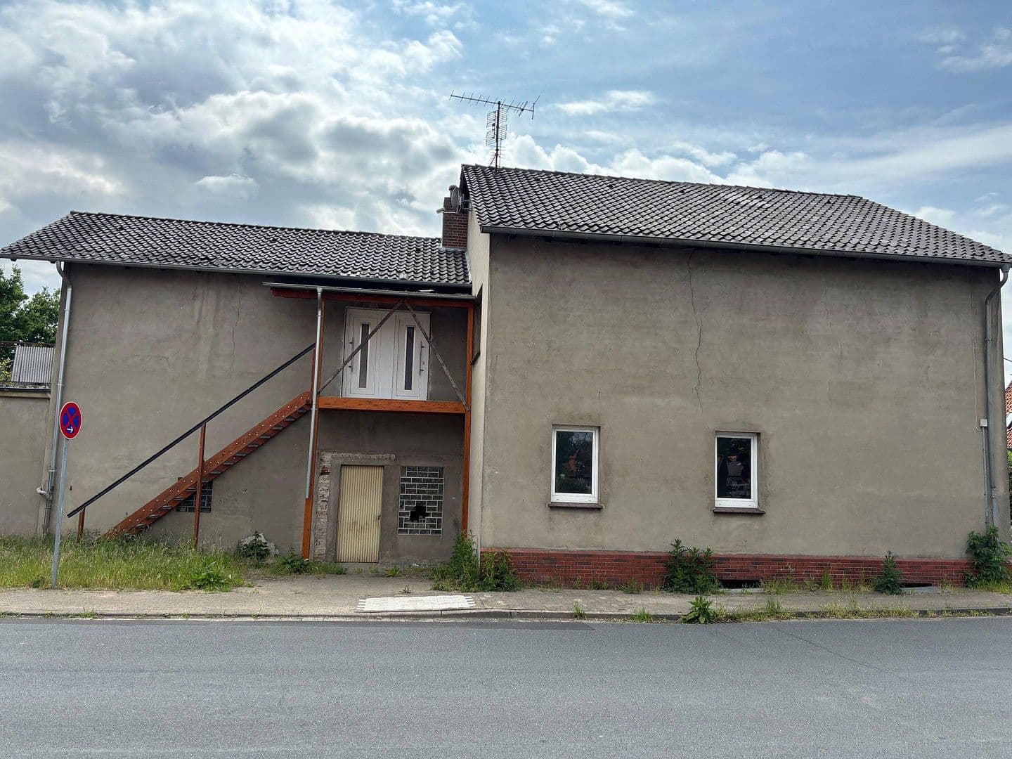 Predaj domu 280 m², pozemek 592 m², Birkenfeld 1, Hagenburg, Dolné Sasko Predaj domu 280 m², pozemek 592 m², Birkenfeld 1, Hagenburg, Dolné Sasko