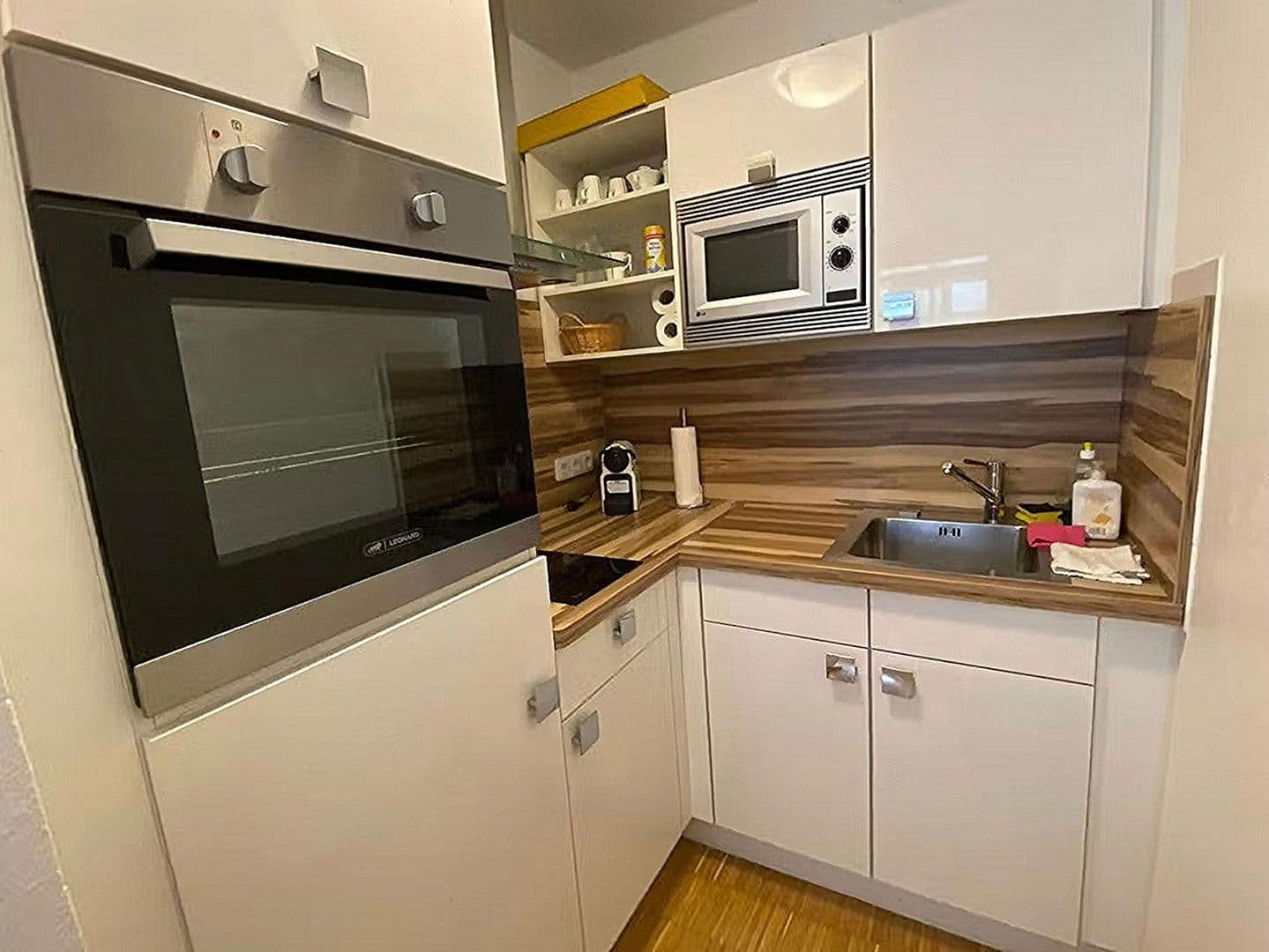 Prenájom bytu 2-izbový 55 m², Mannheim, Bádensko-Wurttembersko Prenájom bytu 2-izbový 55 m², Mannheim, Bádensko-Wurttembersko