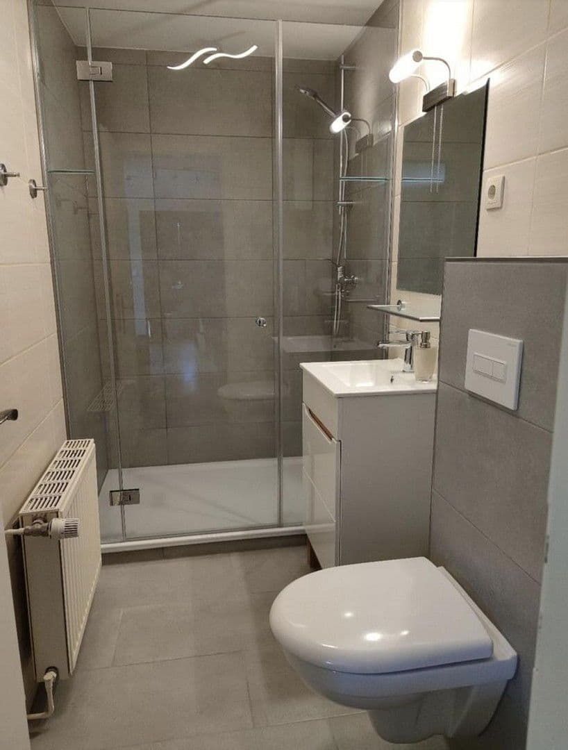 Predaj domu 330 m², pozemek 1.688 m², Korswandt, Meklenbursko-Predpomoransko Predaj domu 330 m², pozemek 1.688 m², Korswandt, Meklenbursko-Predpomoransko