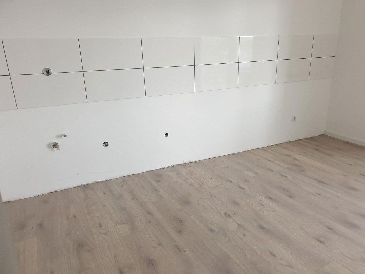 Prenájom bytu 3-izbový 94 m², Gelderblomstr. 88, Duisburg, Severné Porýnie - Westfálsko Prenájom bytu 3-izbový 94 m², Gelderblomstr. 88, Duisburg, Severné Porýnie - Westfálsko