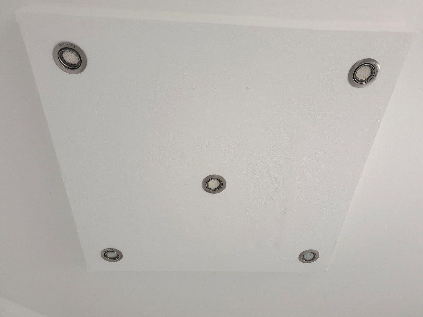 Prenájom bytu 3-izbový 94 m², Gelderblomstr. 88, Duisburg, Severné Porýnie - Westfálsko Prenájom bytu 3-izbový 94 m², Gelderblomstr. 88, Duisburg, Severné Porýnie - Westfálsko