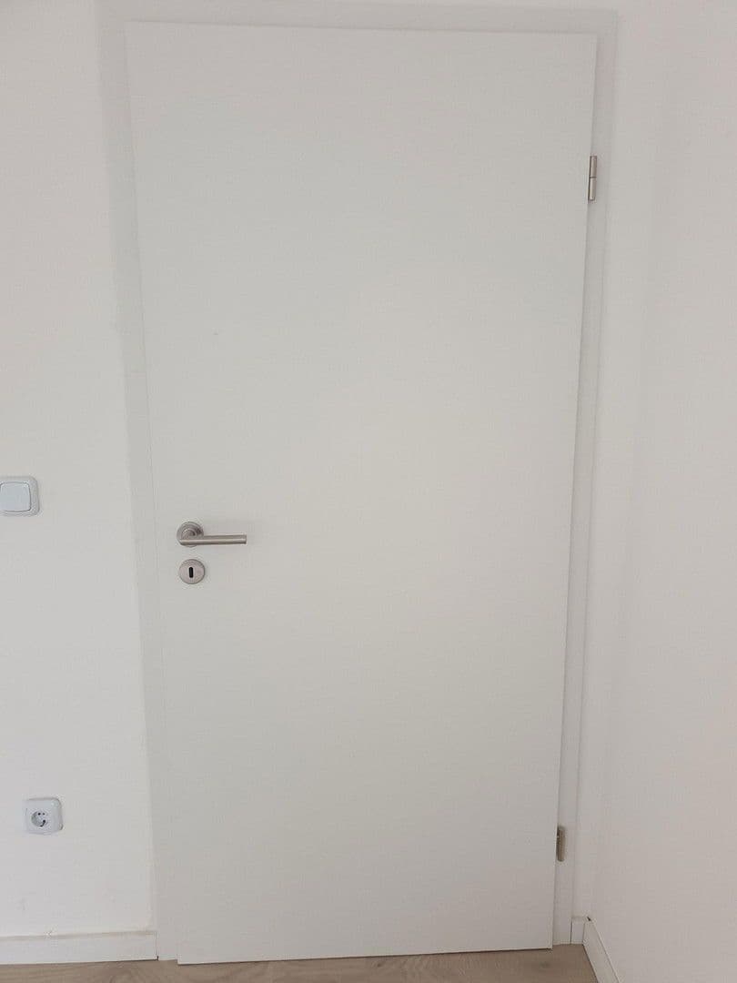 Prenájom bytu 3-izbový 94 m², Gelderblomstr. 88, Duisburg, Severné Porýnie - Westfálsko Prenájom bytu 3-izbový 94 m², Gelderblomstr. 88, Duisburg, Severné Porýnie - Westfálsko