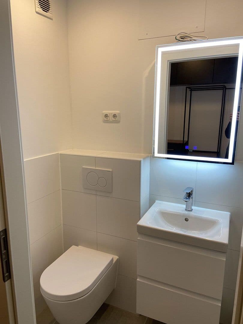 Prenájom bytu 1-izbový 22 m², Türkenstraße 80, München, Bavorsko Prenájom bytu 1-izbový 22 m², Türkenstraße 80, München, Bavorsko