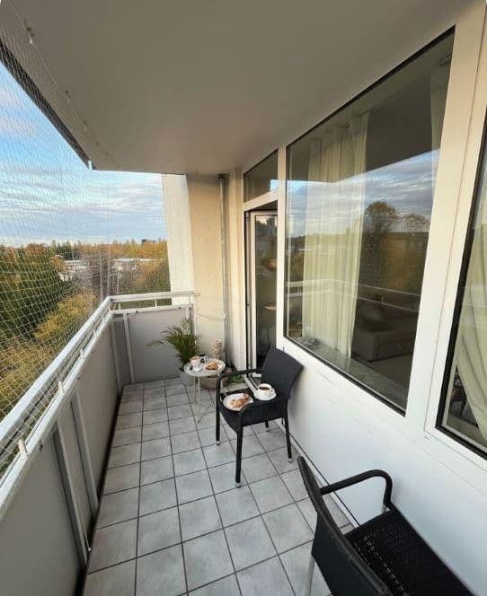 Prenájom bytu 3-izbový 83 m², Stresemannallee 65, Frankfurt am Main, Hesensko Prenájom bytu 3-izbový 83 m², Stresemannallee 65, Frankfurt am Main, Hesensko