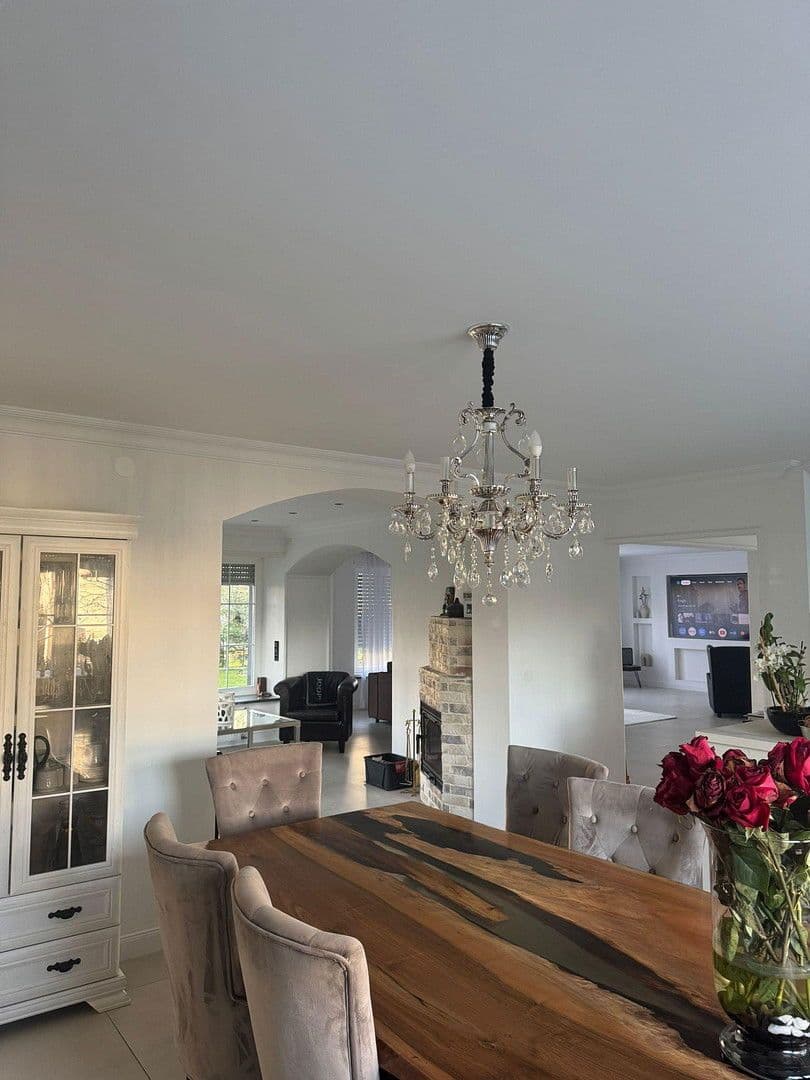 Predaj domu 250 m², pozemek 725 m², Grenzach-Wyhlen, Bádensko-Wurttembersko Predaj domu 250 m², pozemek 725 m², Grenzach-Wyhlen, Bádensko-Wurttembersko