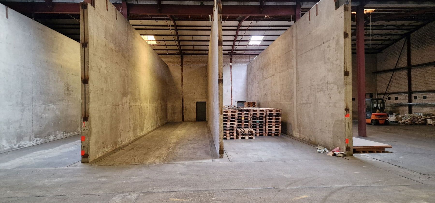 Prenájom nebytového priestoru 5.800 m², Industriestr. 12 a + 12 b, Bergkamen, Severné Porýnie - Westfálsko Prenájom nebytového priestoru 5.800 m², Industriestr. 12 a + 12 b, Bergkamen, Severné Porýnie - Westfálsko