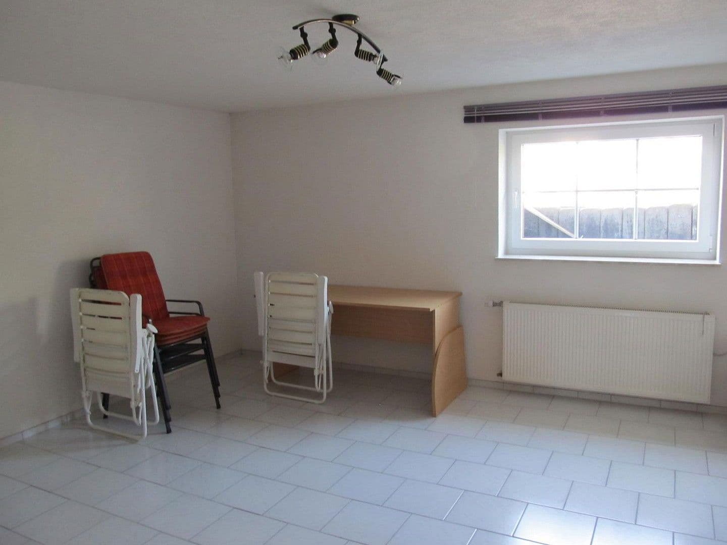 Predaj domu 210 m², pozemek 694 m², Hohenroda, Hesensko Predaj domu 210 m², pozemek 694 m², Hohenroda, Hesensko