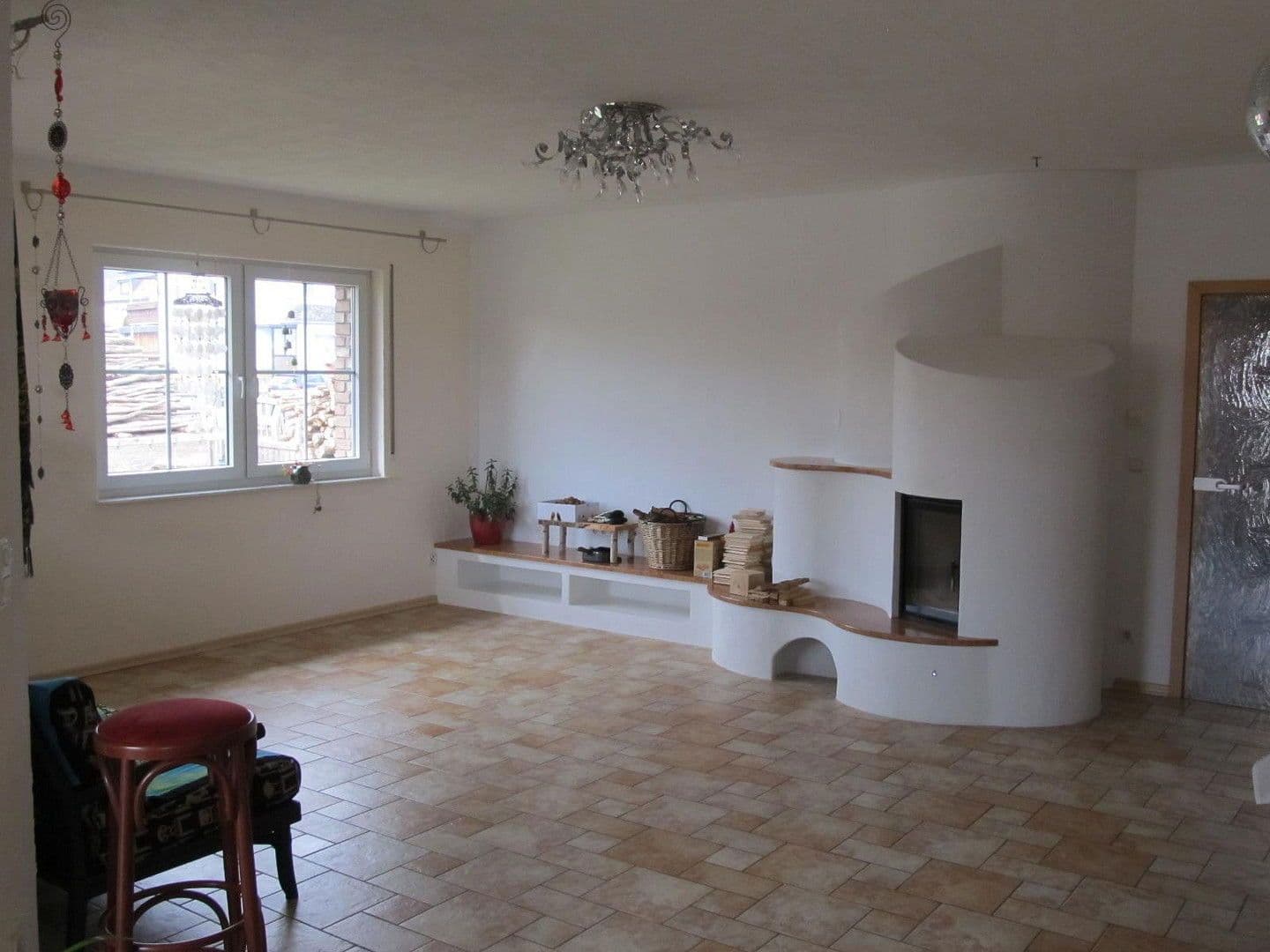 Predaj domu 210 m², pozemek 694 m², Hohenroda, Hesensko Predaj domu 210 m², pozemek 694 m², Hohenroda, Hesensko