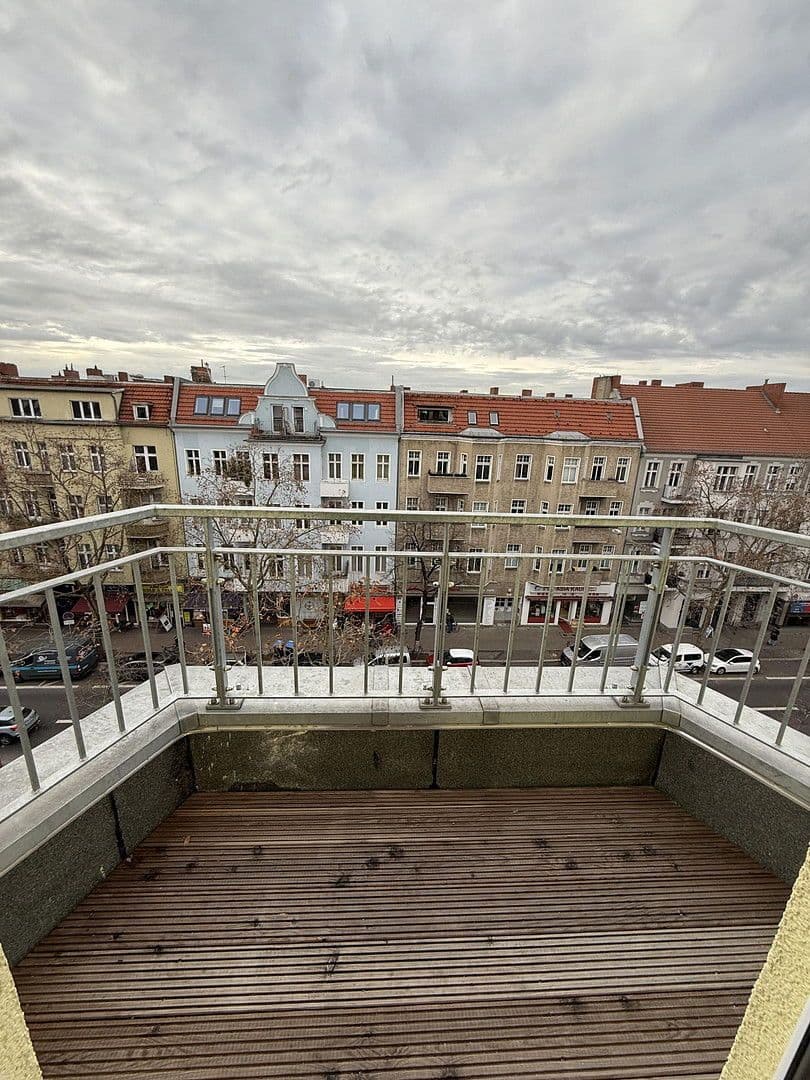 Prenájom bytu 1-izbový 35 m², Rheinstraße, Berlin, Berlín Prenájom bytu 1-izbový 35 m², Rheinstraße, Berlin, Berlín