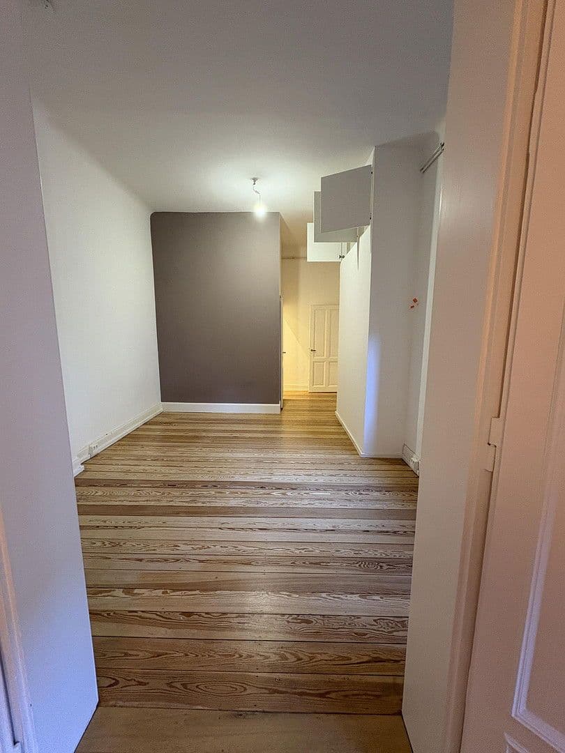 Predaj bytu 5-izbový 139 m², Seerobenstr 29, Wiesbaden, Hesensko Predaj bytu 5-izbový 139 m², Seerobenstr 29, Wiesbaden, Hesensko