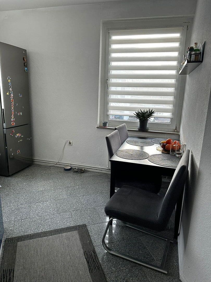 Prenájom bytu 3-izbový 69 m², Bohmter Str. 54, Osnabrück, Dolné Sasko Prenájom bytu 3-izbový 69 m², Bohmter Str. 54, Osnabrück, Dolné Sasko