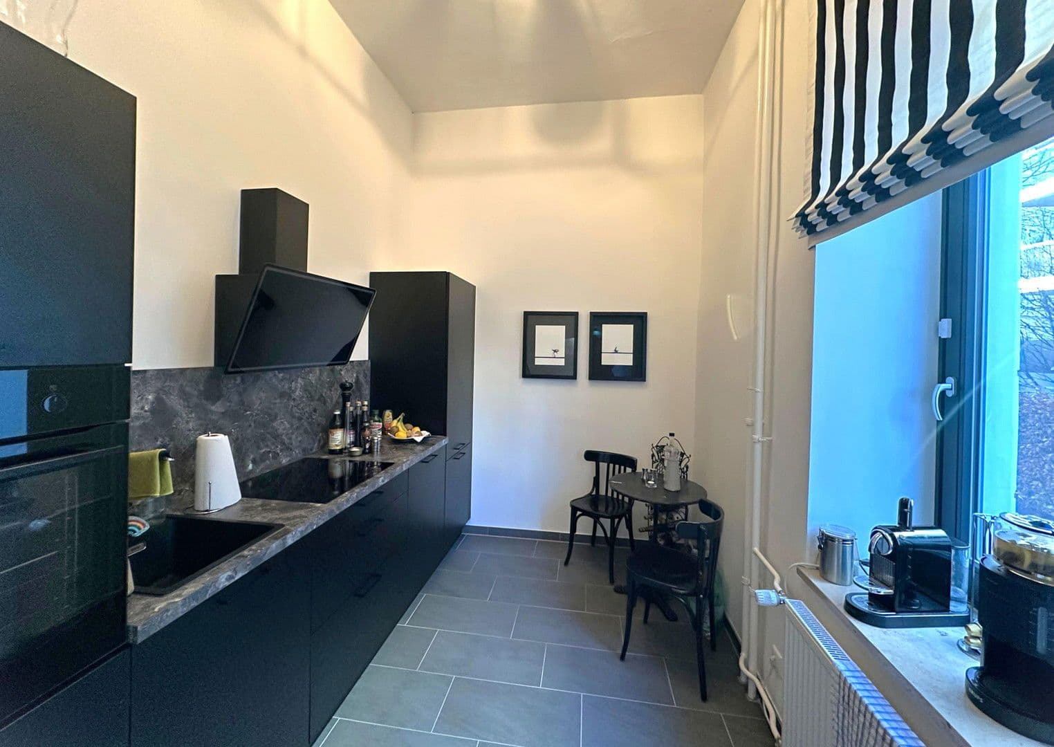 Prenájom bytu 2-izbový 72 m², Mozartstraße 19, München, Bavorsko Prenájom bytu 2-izbový 72 m², Mozartstraße 19, München, Bavorsko