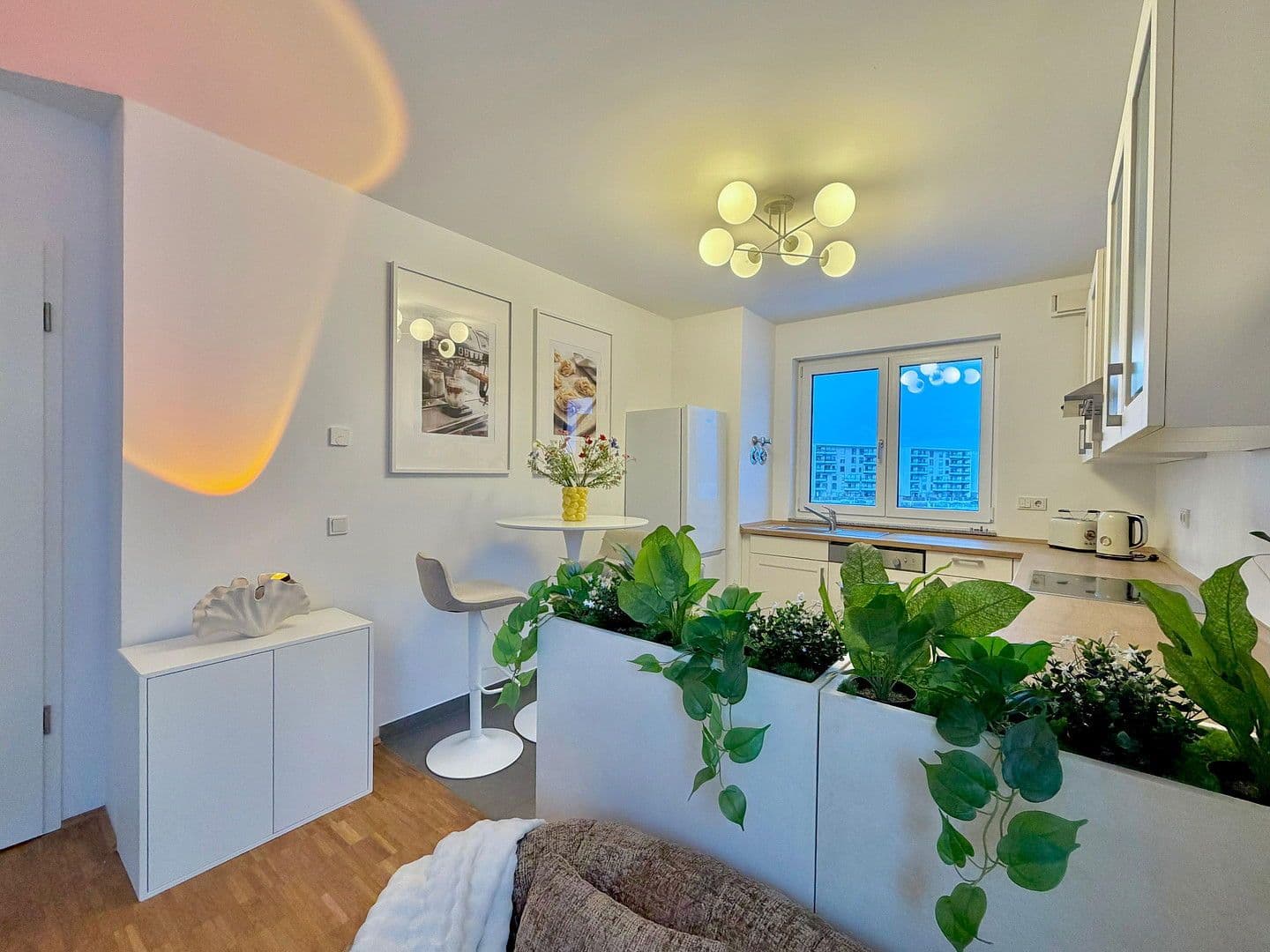 Prenájom bytu 1-izbový 36 m², Fitzmauricestr. 25, Köln, Severné Porýnie - Westfálsko Prenájom bytu 1-izbový 36 m², Fitzmauricestr. 25, Köln, Severné Porýnie - Westfálsko